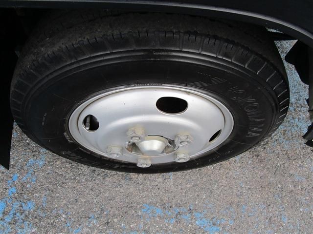 ISUZU  2018 Image 31