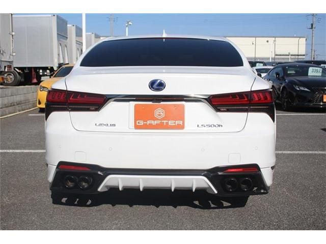 TOYOTA LEXUS LS500H 2021 Image 31