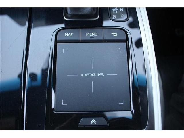 TOYOTA LEXUS LS500H 2021 Image 31