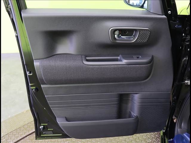 HONDA N BOX CUSTOM 2025 Image 31