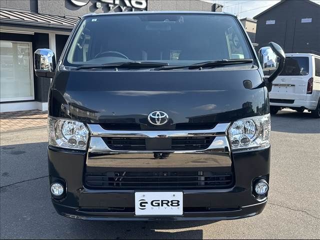 TOYOTA HIACE VAN 4WD 2022 Image 31