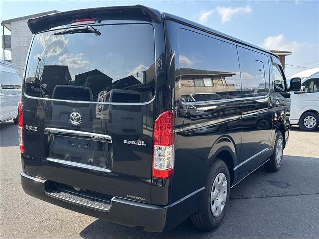 TOYOTA HIACE VAN 4WD 2022 Image 31