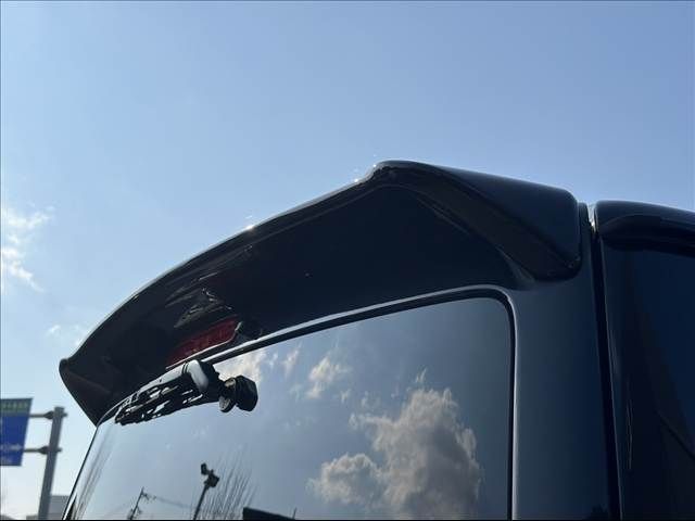 TOYOTA HIACE VAN 4WD 2022 Image 31