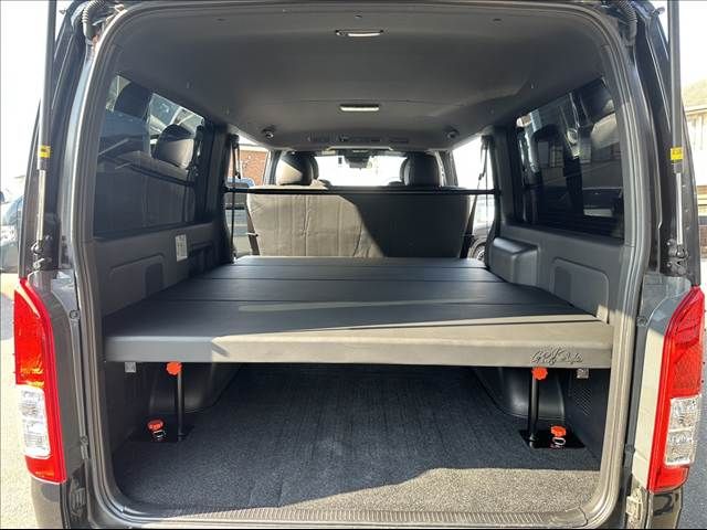 TOYOTA HIACE VAN 4WD 2022 Image 31