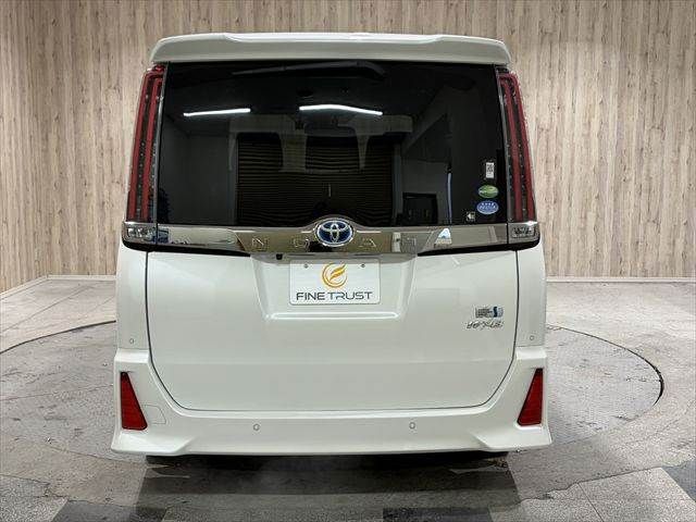 TOYOTA NOAH HYBRID 2019 Image 31
