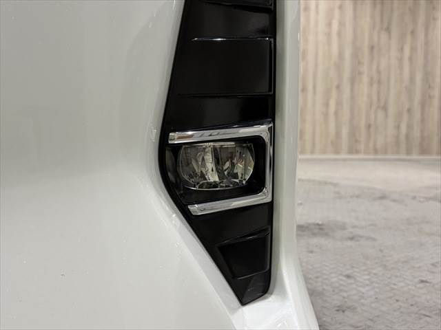 TOYOTA NOAH HYBRID 2019 Image 31