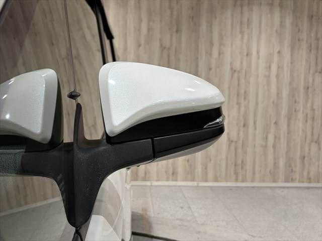 TOYOTA NOAH HYBRID 2019 Image 31