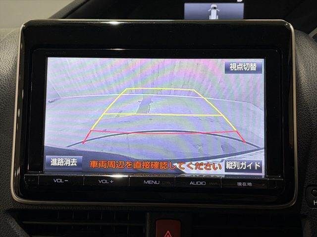 TOYOTA VOXY HYBRID 2016 Image 31