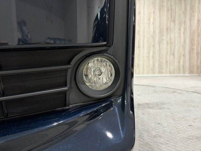 TOYOTA VOXY HYBRID 2016 Image 31