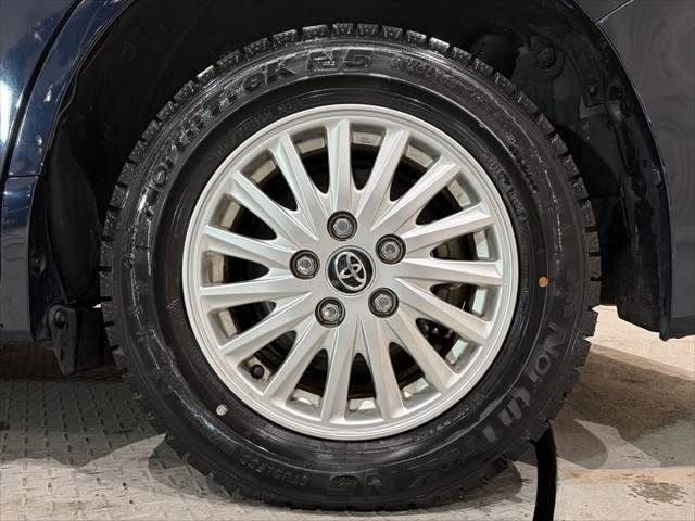 TOYOTA VOXY HYBRID 2016 Image 31