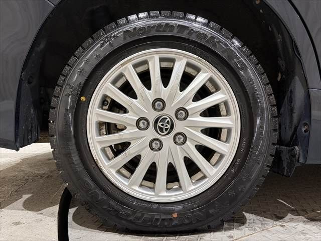 TOYOTA VOXY HYBRID 2016 Image 31