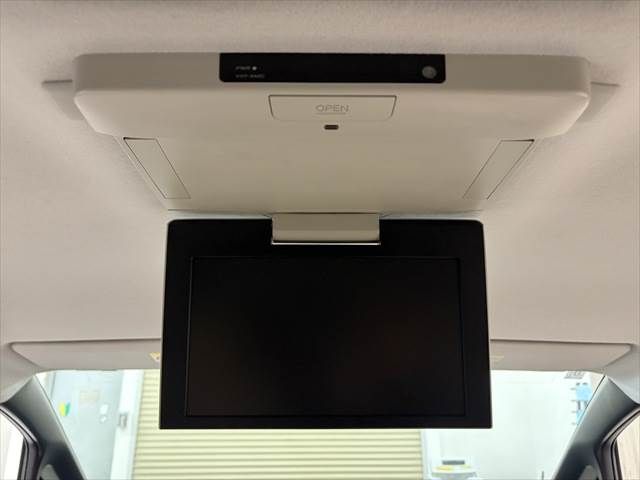 TOYOTA NOAH HYBRID 2014 Image 31