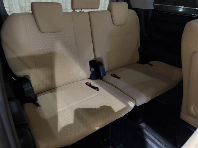 TOYOTA NOAH HYBRID 2014 Image 31