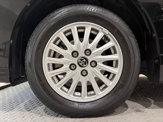 TOYOTA NOAH HYBRID 2014 Image 31