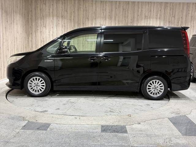 TOYOTA NOAH HYBRID 2014 Image 31