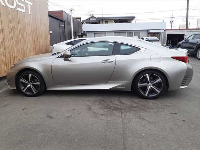 TOYOTA LEXUS RC300H 2017 Image 31
