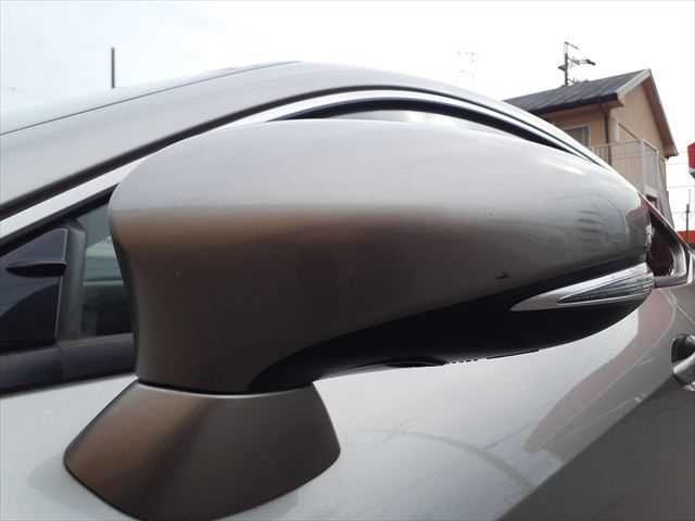 TOYOTA LEXUS RC300H 2017 Image 31