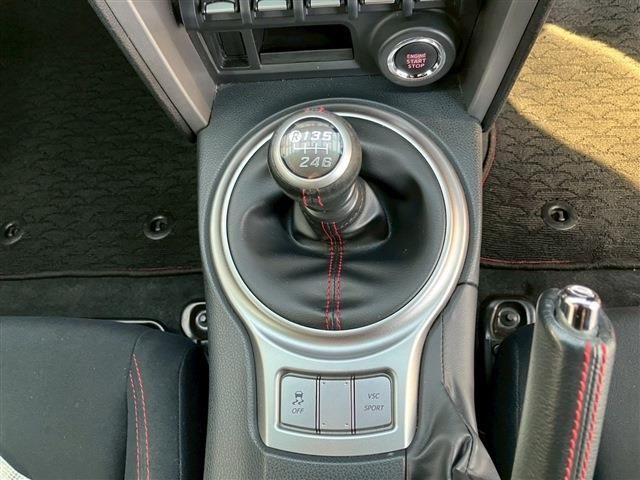 TOYOTA 86 2014 Image 31