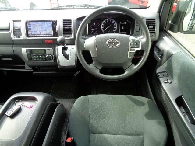 TOYOTA HIACE VAN 2WD 2020 Image 31