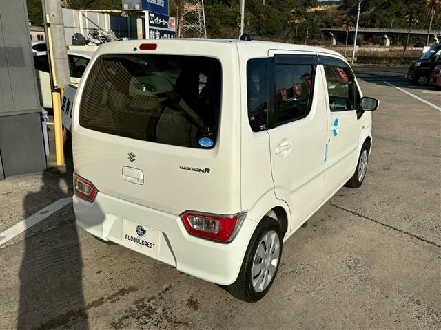 SUZUKI WAGON R 2018 Image 31