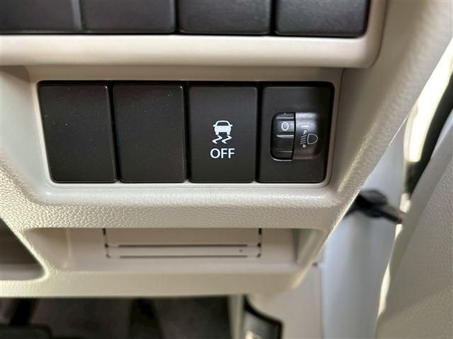 SUZUKI WAGON R 2018 Image 31