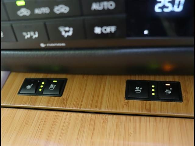 TOYOTA LEXUS GS450H 2013 Image 31