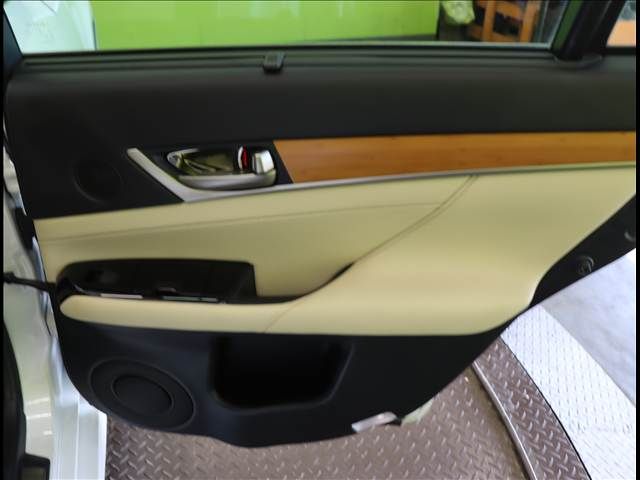 TOYOTA LEXUS GS450H 2013 Image 31