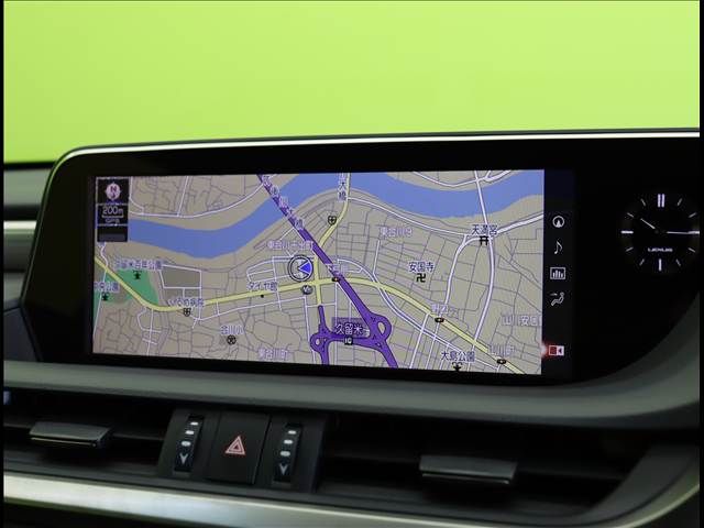 TOYOTA LEXUS ES300H 2019 Image 31