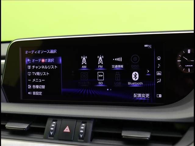 TOYOTA LEXUS ES300H 2019 Image 31