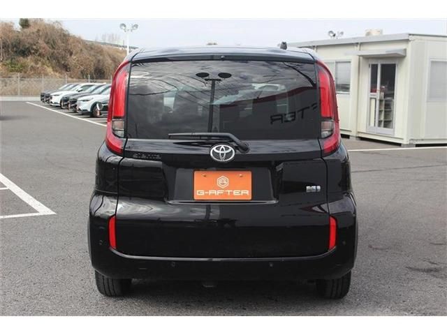 TOYOTA SIENTA HYBRID 2023 Image 31