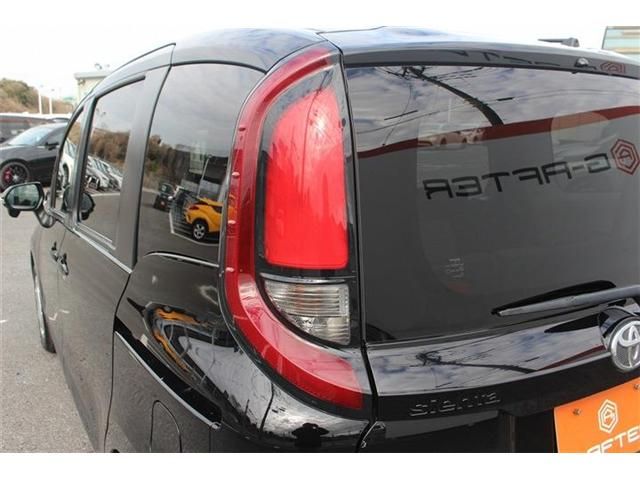 TOYOTA SIENTA HYBRID 2023 Image 31