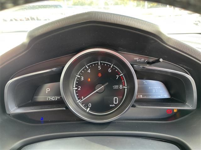 MAZDA AXELA SEDAN 2019 Image 31