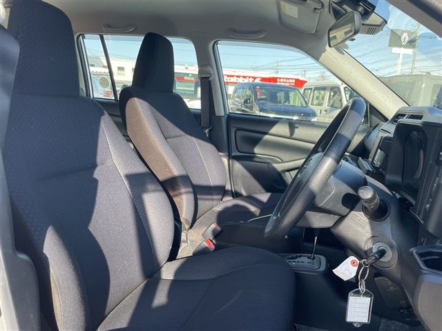 TOYOTA SUCCEED VAN 4WD 2017 Image 31