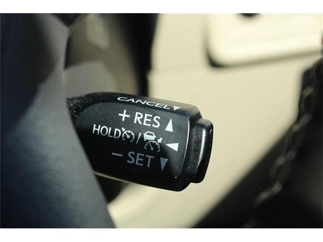 TOYOTA LANDCRUISER PRADO 2018 Image 31