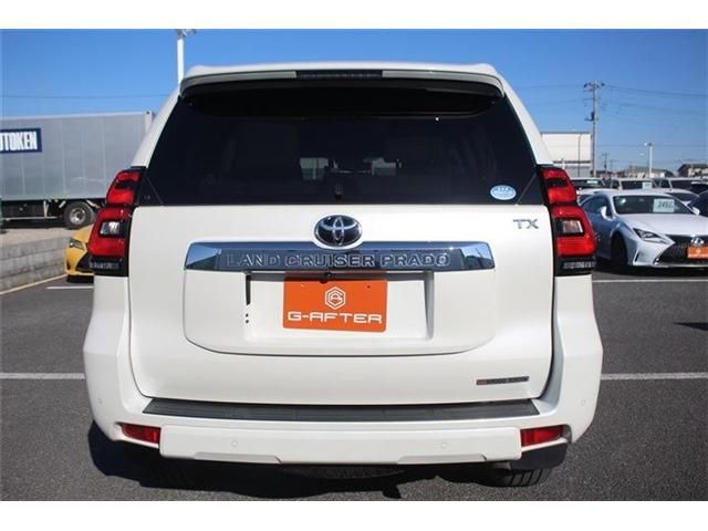 TOYOTA LANDCRUISER PRADO 2018 Image 31