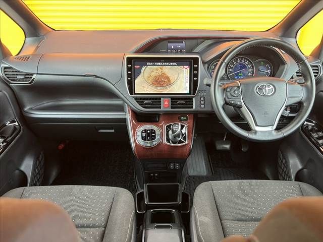 TOYOTA NOAH HYBRID 2020 Image 31