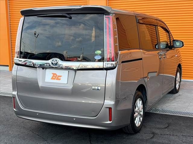 TOYOTA NOAH HYBRID 2020 Image 31