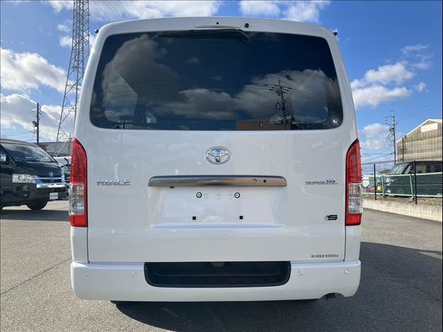 TOYOTA HIACE VAN 4WD 2025 Image 31