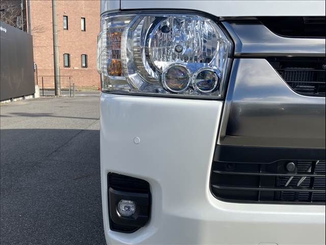 TOYOTA HIACE VAN 4WD 2025 Image 31