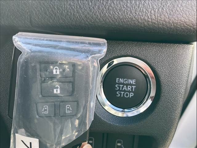 TOYOTA HIACE VAN 4WD 2025 Image 31