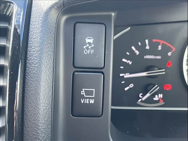 TOYOTA HIACE VAN 4WD 2025 Image 31