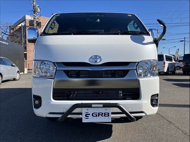 TOYOTA HIACE VAN 4WD 2025 Image 31