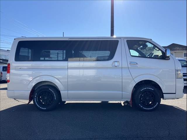 TOYOTA HIACE VAN 4WD 2025 Image 31