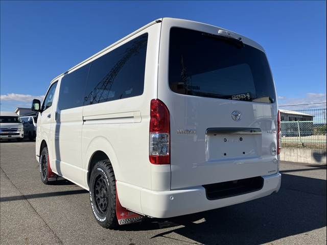 TOYOTA HIACE VAN 4WD 2025 Image 31