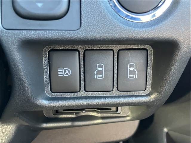 TOYOTA HIACE VAN 4WD 2025 Image 31