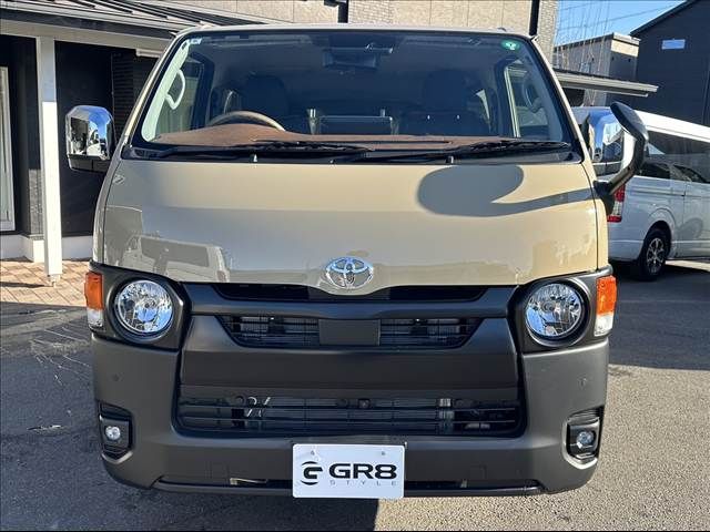 TOYOTA HIACE VAN 2WD 2025 Image 31