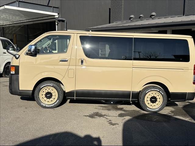 TOYOTA HIACE VAN 2WD 2025 Image 31