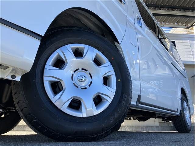 TOYOTA HIACE VAN 2WD 2025 Image 31