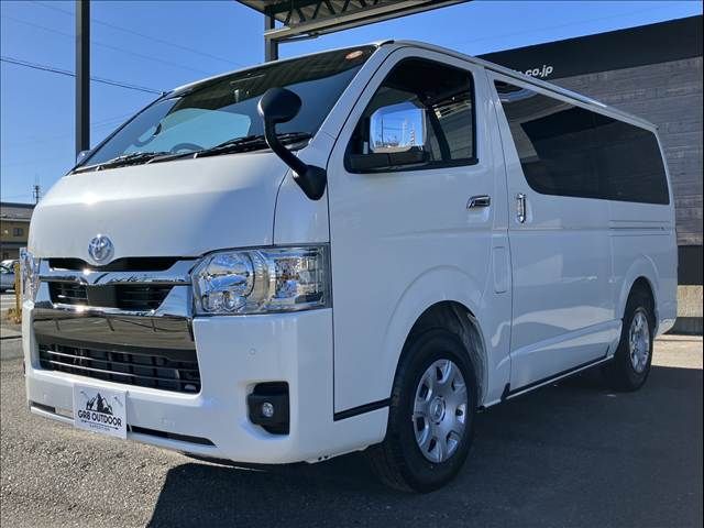 TOYOTA HIACE VAN 2WD 2025 Image 31