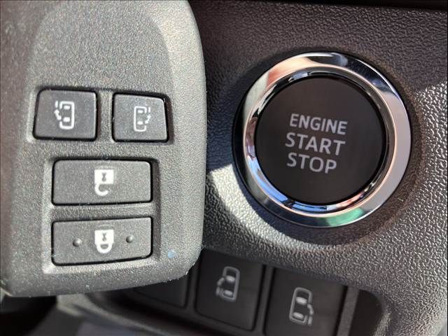 TOYOTA HIACE VAN 2WD 2025 Image 31